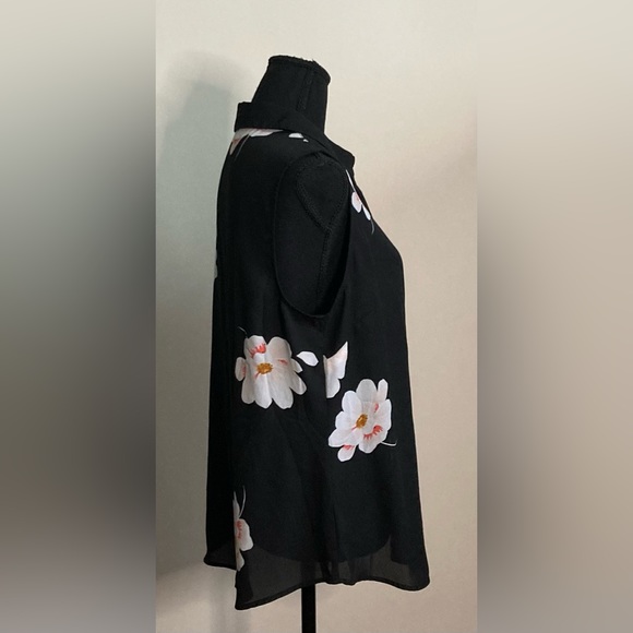 2/$15 Van Heusen sleeveless floral button‎ front blouse sleeveless top size L - Picture 4 of 10